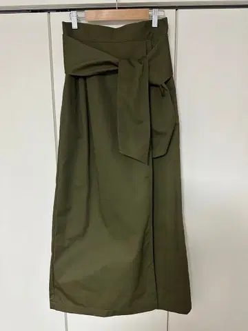 나노 유니버스 카키 랩 스커트 허리 리본 포함