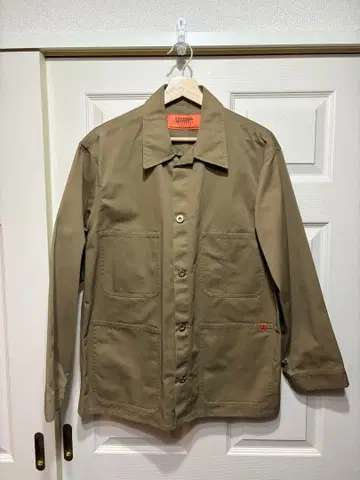 UNIVERSAL OVERALL 카키 자켓