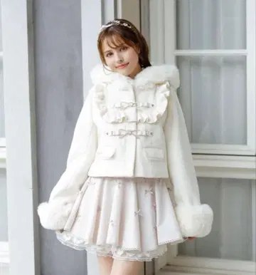 비쥬 리본 숏 푸드코트