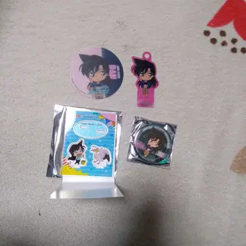 명탐정 코난 애니 ON 선샤인 수족관 카페 란 캔뱃지