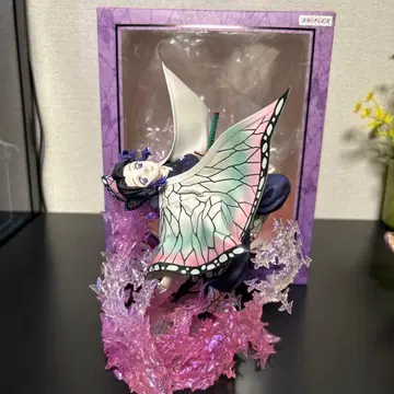 ANIPLEX 코쵸우 시노부 피규어