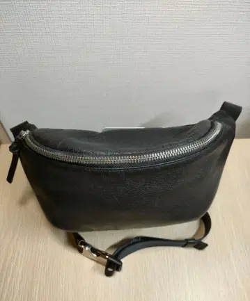 유나이티드 애로우즈 [ 그린 라벨 릴랙싱 ] 바디백