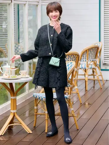 체스티 블랙 트위드 스캘럽 셋업 팬츠 자켓