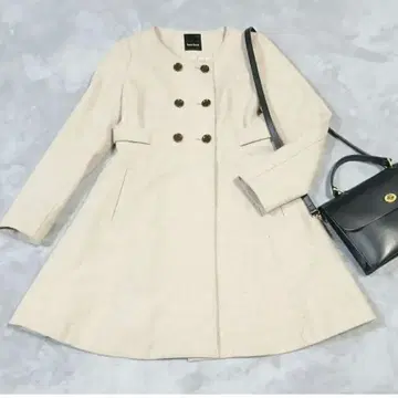 배너 바렛 배너바렛 멜톤 플레어 코트