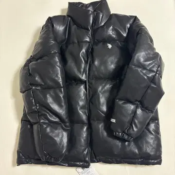 합성 피혁 다운 자켓 블랙