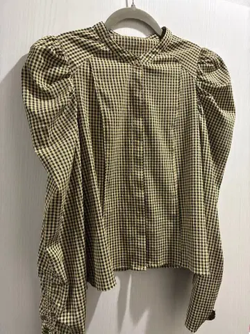 cocodeal 체크 무늬 퍼프 슬리브 블라우스