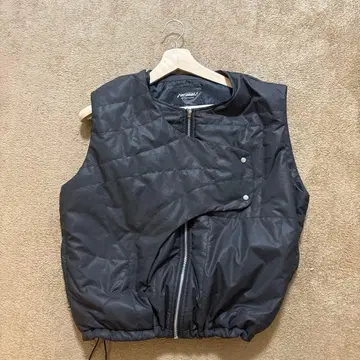 paranoid 블랙 다운 베스트 M