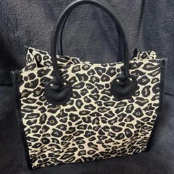 자카드 퀼팅 스퀘어 토트 SHEL'TTER ORIGINAL