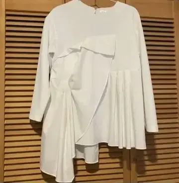 로파지 디자인 블라우스