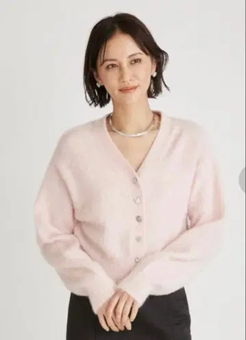 비쥬 단추 모헤어 가디건 핑크 CELFORD