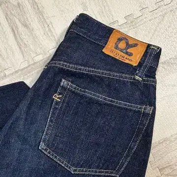 45 RPM 다크 네이비 스트레이트 데님