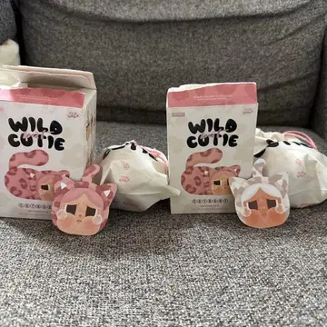 POPMART crybaby WILD CUTIE 봉제 인형 2개 세트