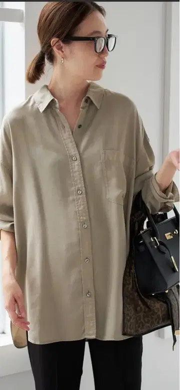 완판템 2025AW SLOBE IENA 제품 염색 셔츠