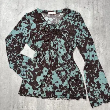 레이스업 꽃무늬 티셔츠 초코 민트 컬러 Y2K 00s 모리걸