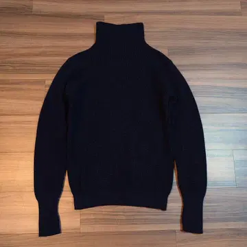 새상품급 안데르센 안데르센 7G 터틀넥 니트 네이비 S사이즈
