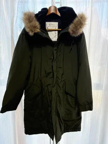 레이지블루 모즈 코트 퍼 포함 새상품급