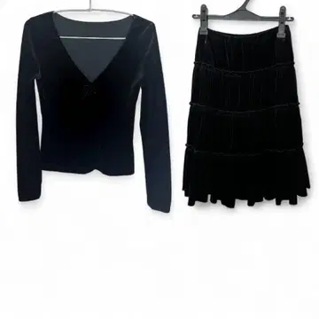 폭시 뉴욕 블랙 벨로아 스커트 셋업 사이즈 38