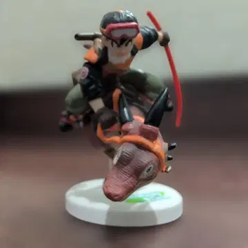 드래곤볼 미니 피규어 컬렉션 플러스 No.05 손오공