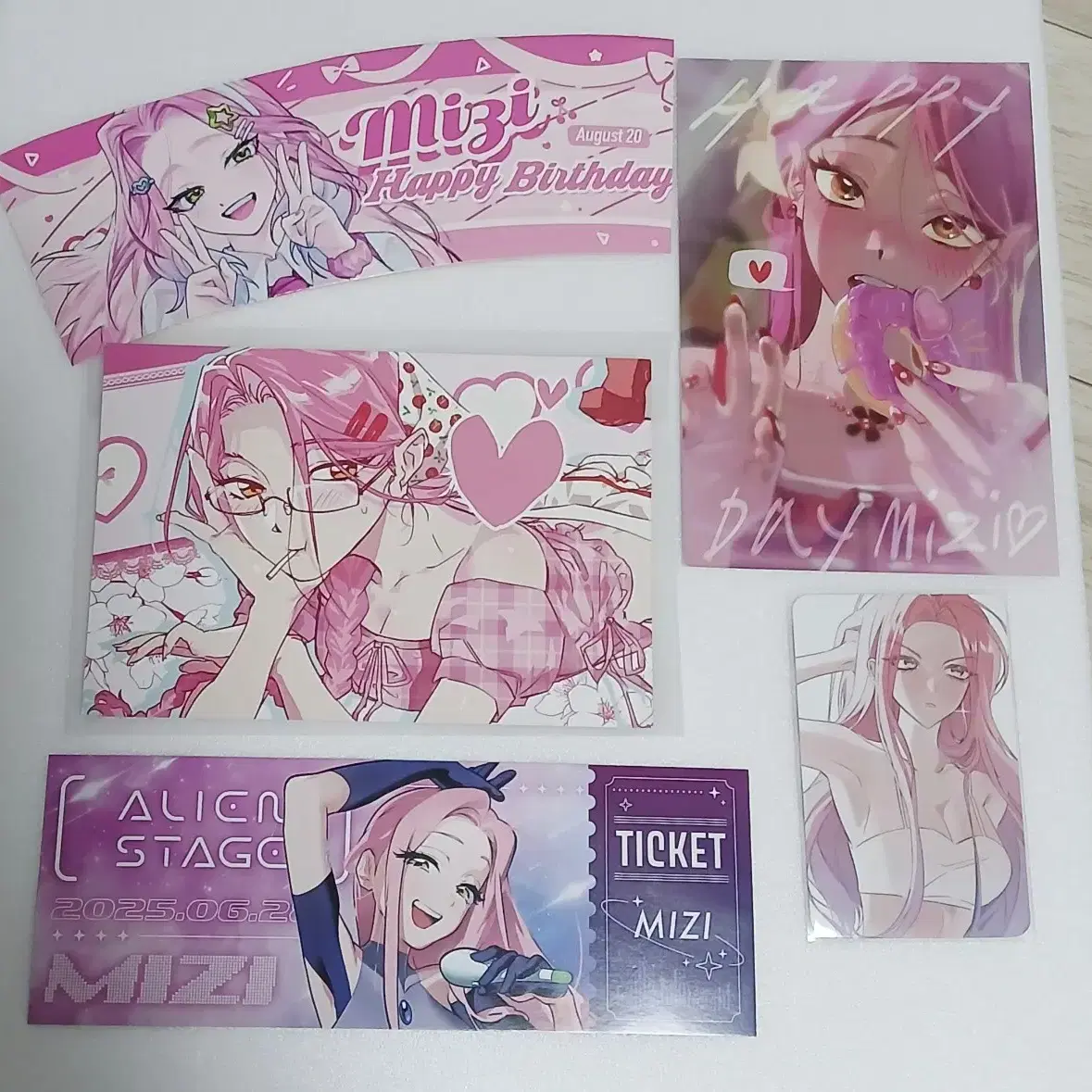 //일괄1.7//에이스테 미지 수아 생일색지 포카 티켓 에일리언 스테이지