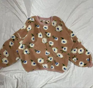 꽃무늬 플리스 긴팔 스웨터