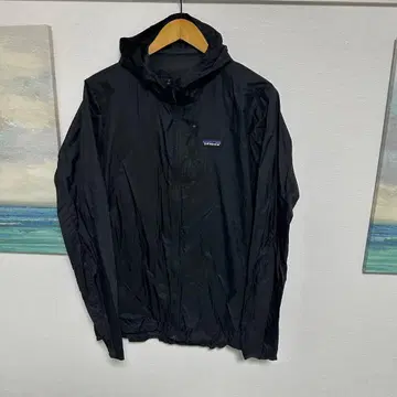 파타고니아 후디니 자켓 블랙 L 사이즈
