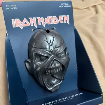 [ 미사용 ] IRON MAIDEN 병따개 에디 디자인