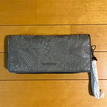 데시구알 장지갑