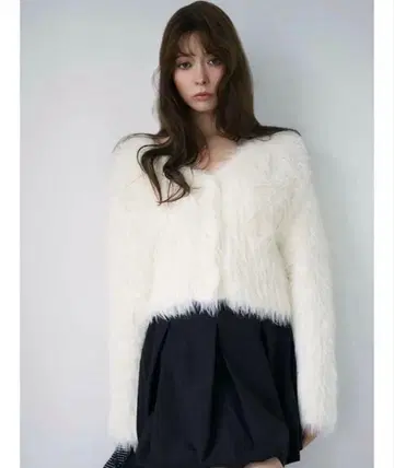 [ 새상품급 ] FRAY I.D 프레이 아이디 필름 샤기 니트 가디건