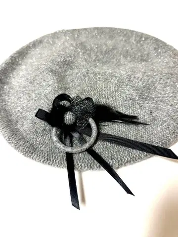 그레이 리본 포함 베레모