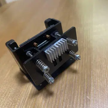 SKW 모터스 스탠드