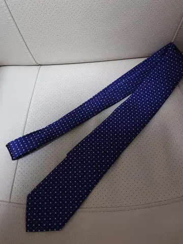 BRUNELLO CUCINELLI 넥타이 네이비 도트 무늬