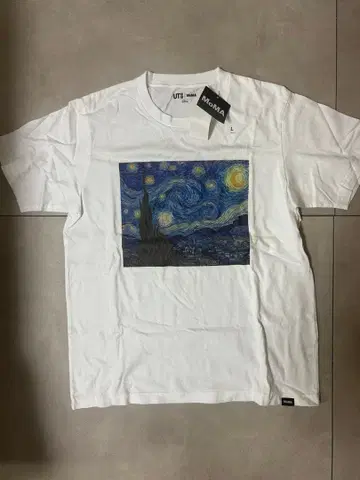 유니클로 MOMA 고흐 별이 빛나는 밤 셔츠