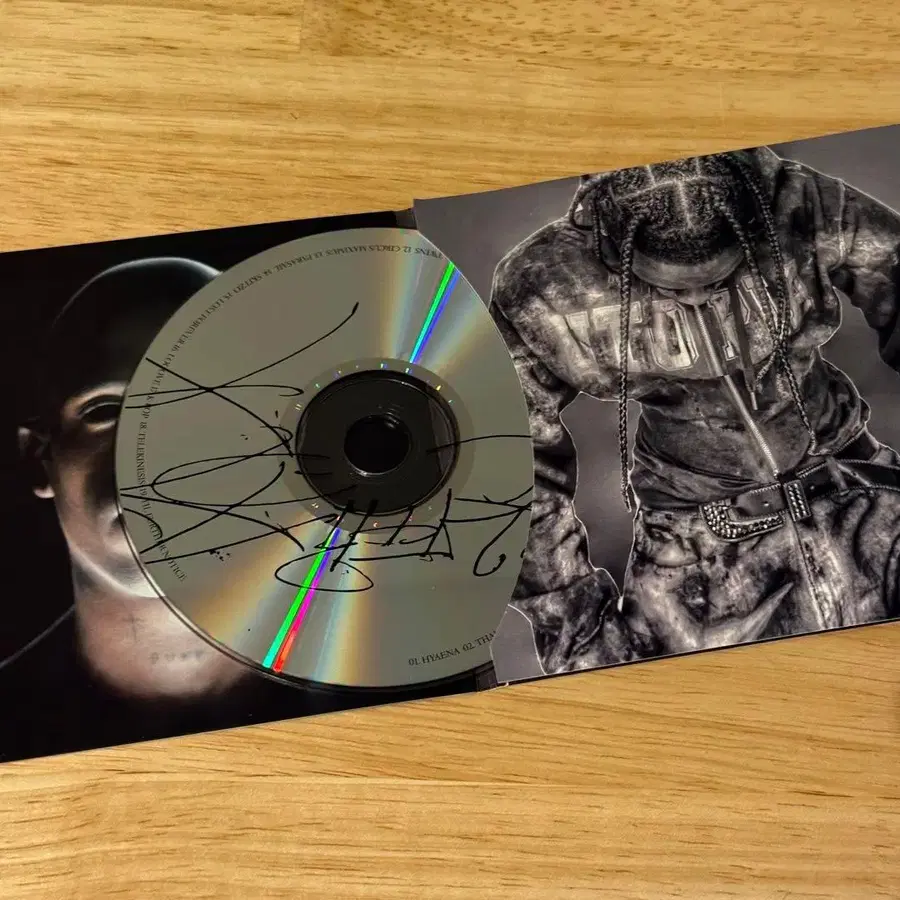 3번째 상품 이미지