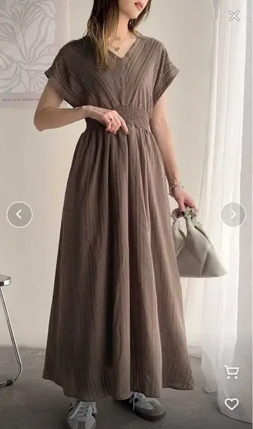 classicalelf 허리 셔링 V넥 롱 원피스