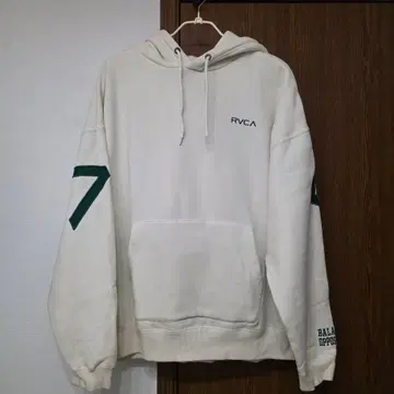RVCA 후드 부착 후드티 화이트