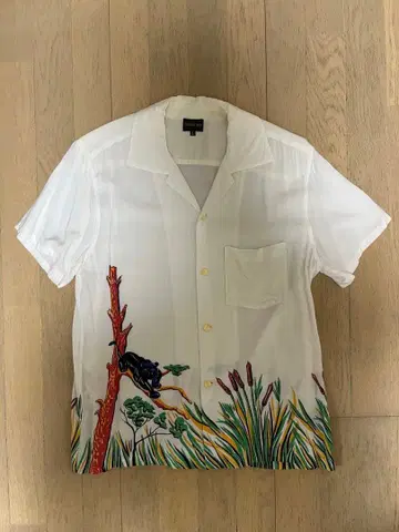 The Groovin High 알로하 셔츠 팬서