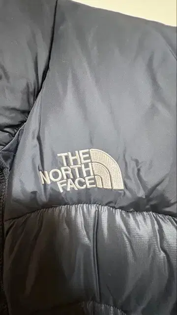 THE NORTH FACE 다운 베스트 700 필파워 블랙