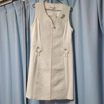 슈퍼 뷰티 42 사이즈 화이트 슬리브리스 원피스