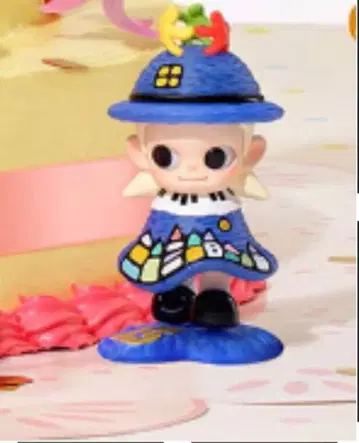 POP MART Celebrating the Moment Zsiga