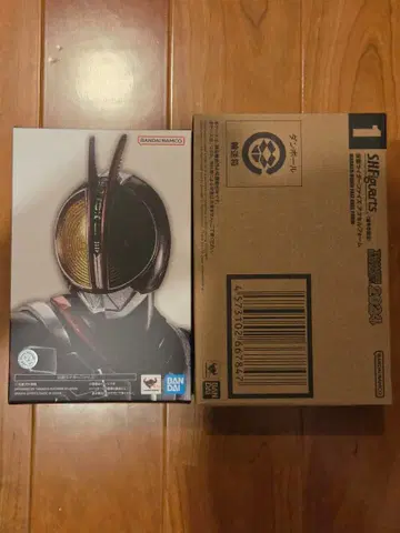 S.H.Figuarts (진골조제법) 가면라이더 파이즈 엑셀 폼