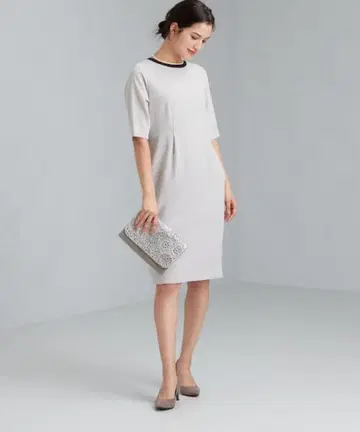 [ 새상품급 ] 그린 라벨 릴랙싱 D 바이컬러 I 라인 원피스 38