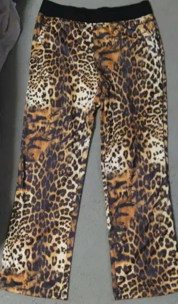 Roen 레오파드 패턴 저지 팬츠