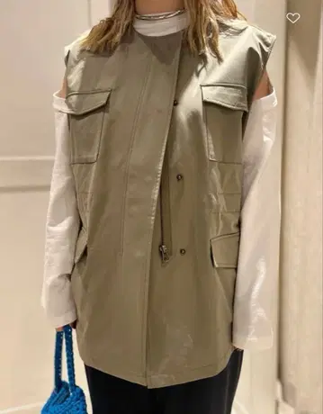 A DAY IN THE LIFE 밀리터리 베스트