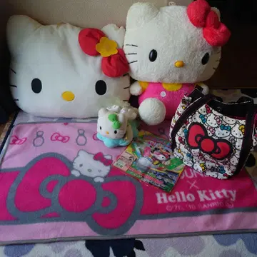 헬로키티 봉제 인형 타월 백 세트