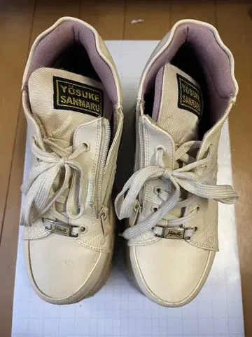 요스케 통굽 스니커즈 크림색