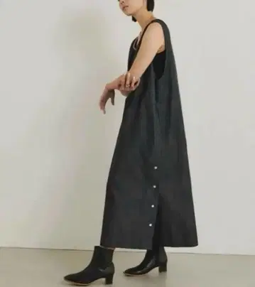 SUM1 STYLE 버튼 베스트풍 원피스 오버롤 스커트 데님 블랙