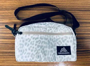 GREGORY 그레고리 숄더백 레오파드 무늬
