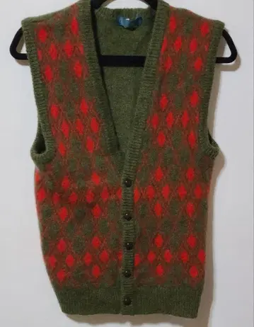 [ 빈티지 ] 아가일 무늬 니트 베스트 울 100%