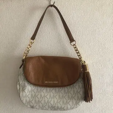 MICHAEL KORS 모노그램 숄더백