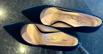 긴자 카네마츠 펌프스